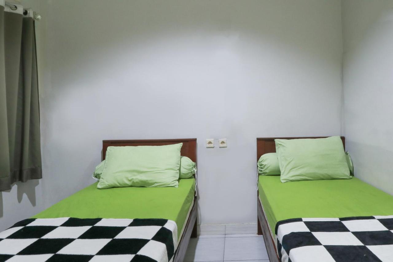 Guest House Rumah Lombok Syariah Mataram Exterior photo