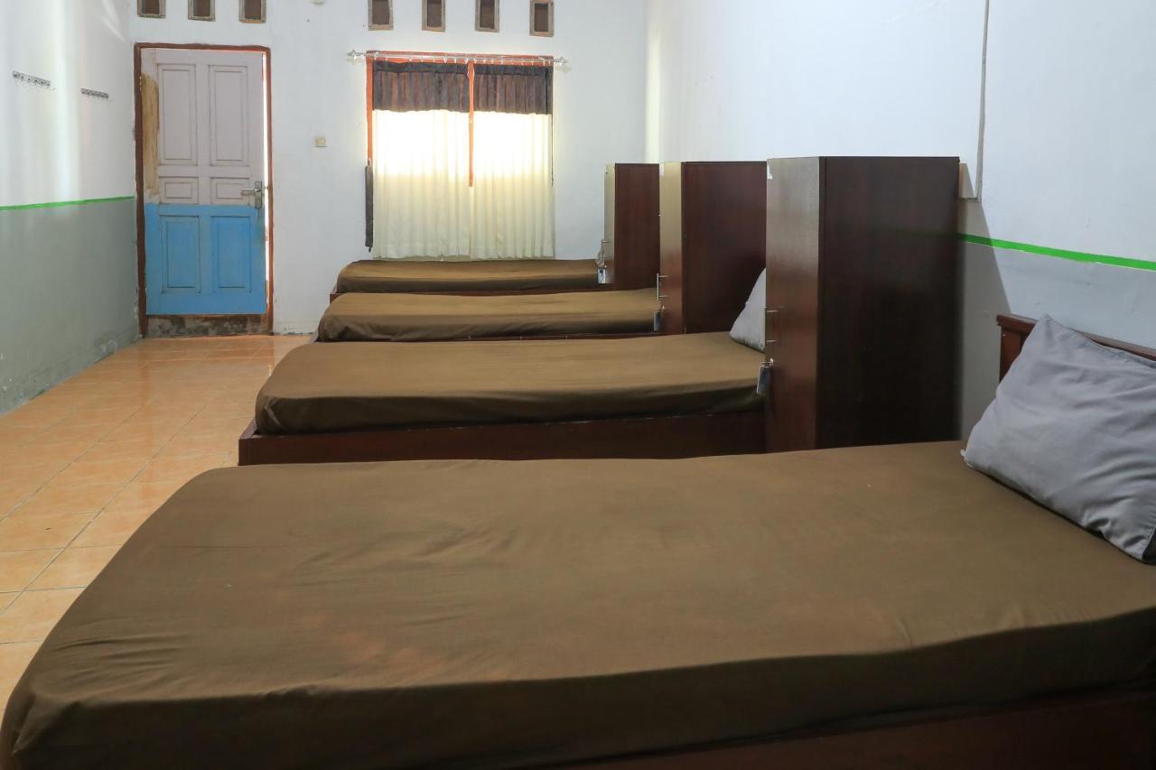 Guest House Rumah Lombok Syariah Mataram Exterior photo