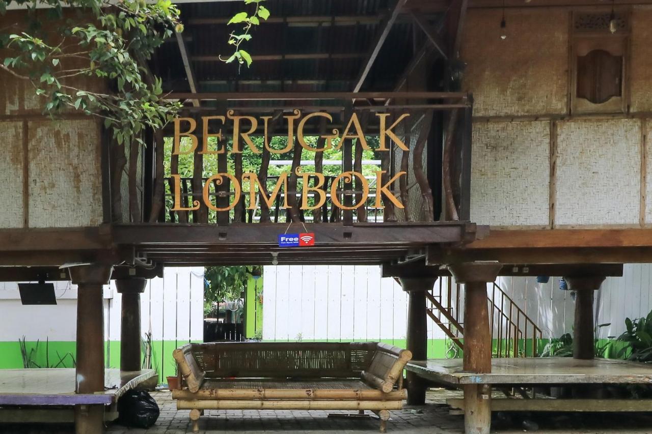 Guest House Rumah Lombok Syariah Mataram Exterior photo